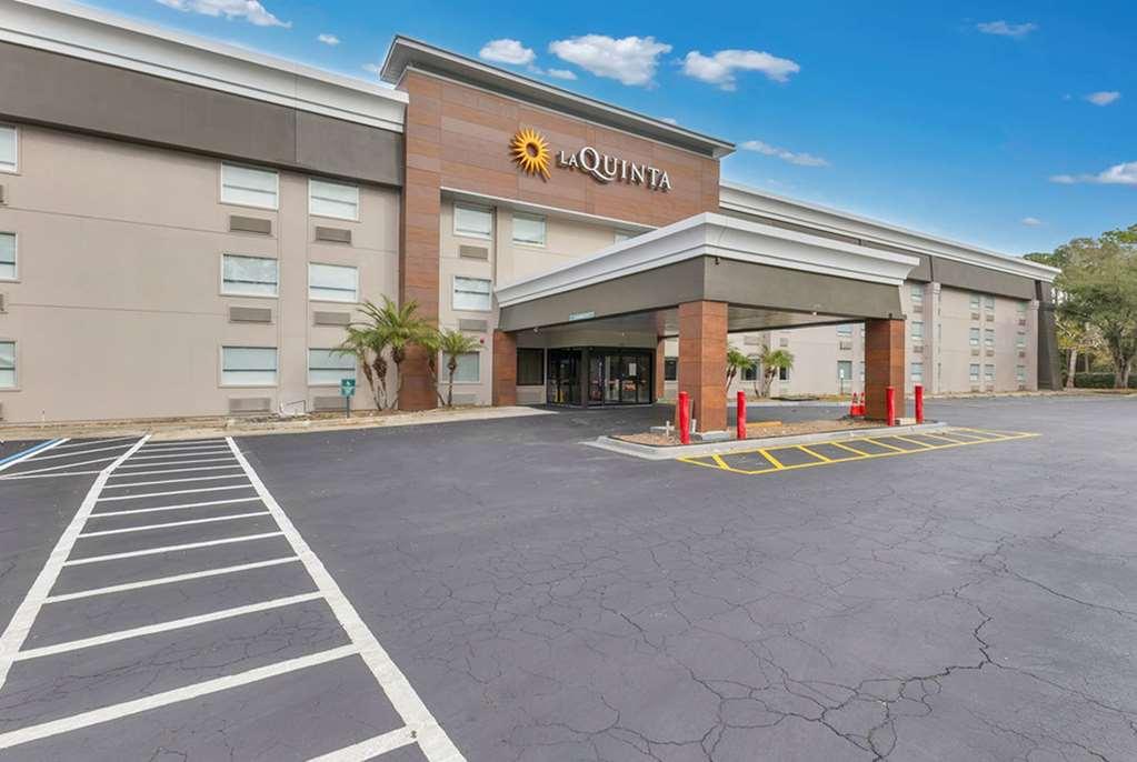 La Quinta Inn & Suites By Wyndham Jacksonville Mandarin Экстерьер фото