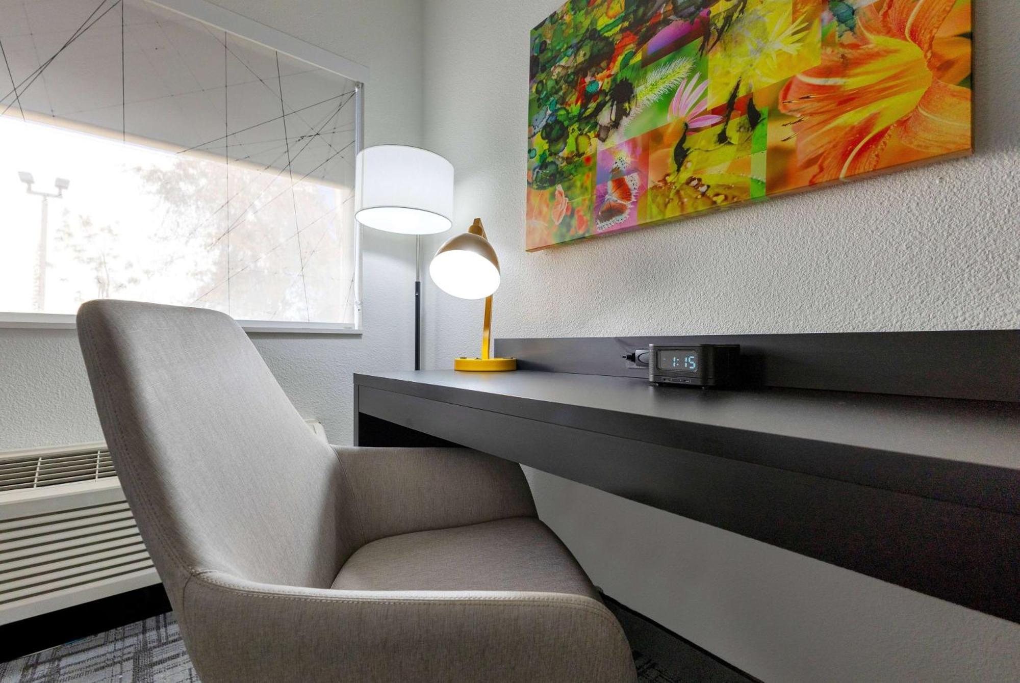 La Quinta Inn & Suites By Wyndham Jacksonville Mandarin Экстерьер фото
